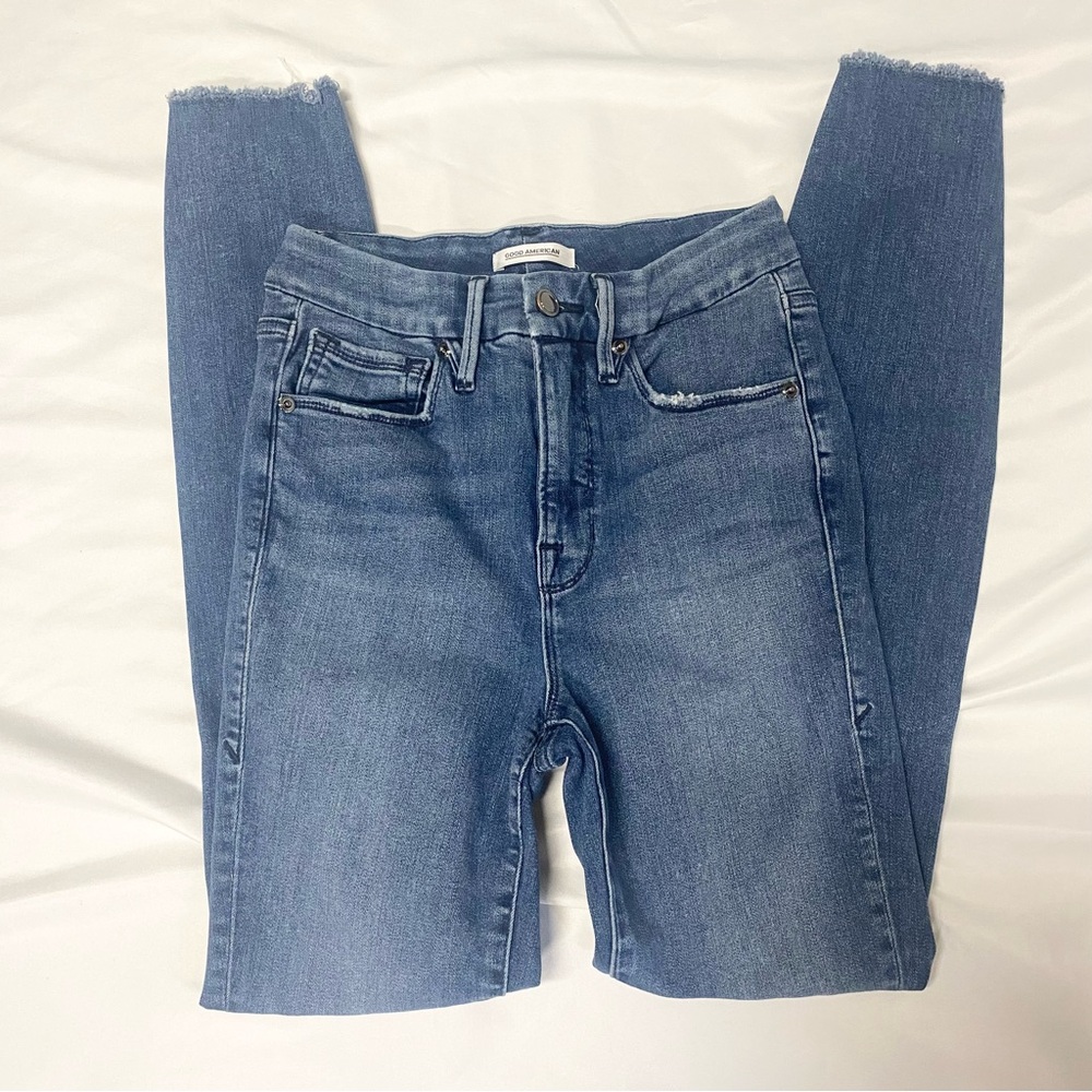 Good American Good Waist Distressed Raw Hem Skinny Jeans